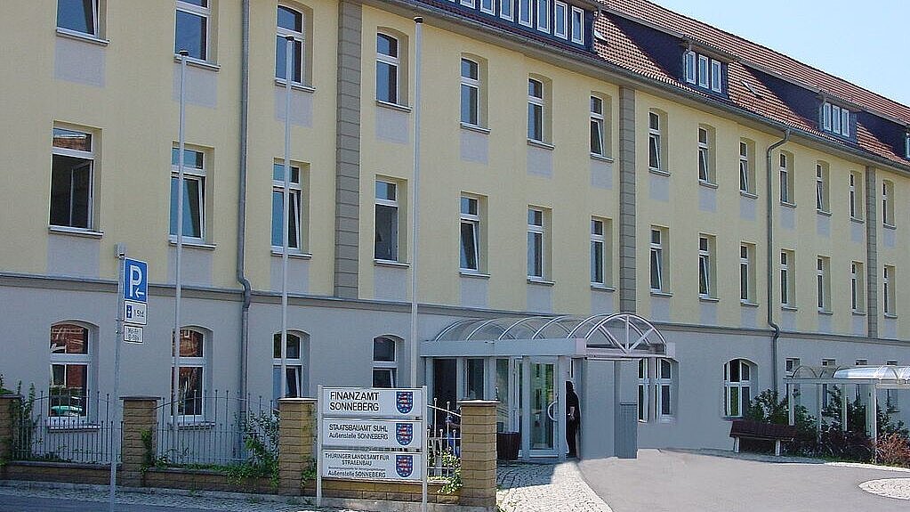 Außenansicht des Finanzamtes Sonneberg